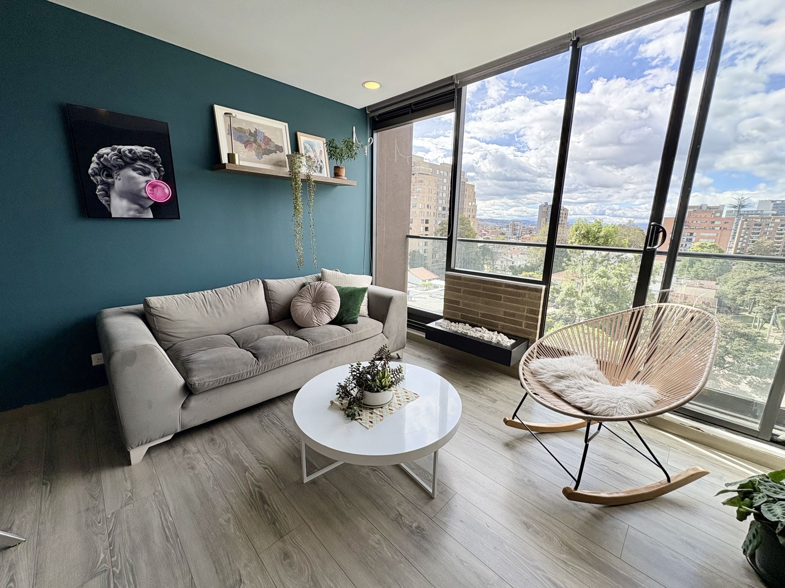Apartamento en arriendo Cundinamarca Bogotá Estoril 50 m2 Habitaciones 1 Baños 2 Garajes 1 Precio $4700000