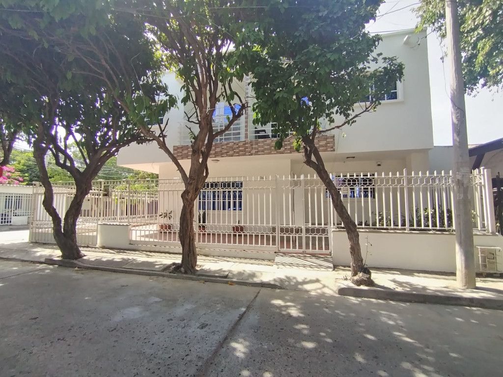 Casa en arriendo Magdalena Santa Marta Los Cerros 139 m2 Habitaciones 3 Baños 2 Garajes 2 Precio $2200000