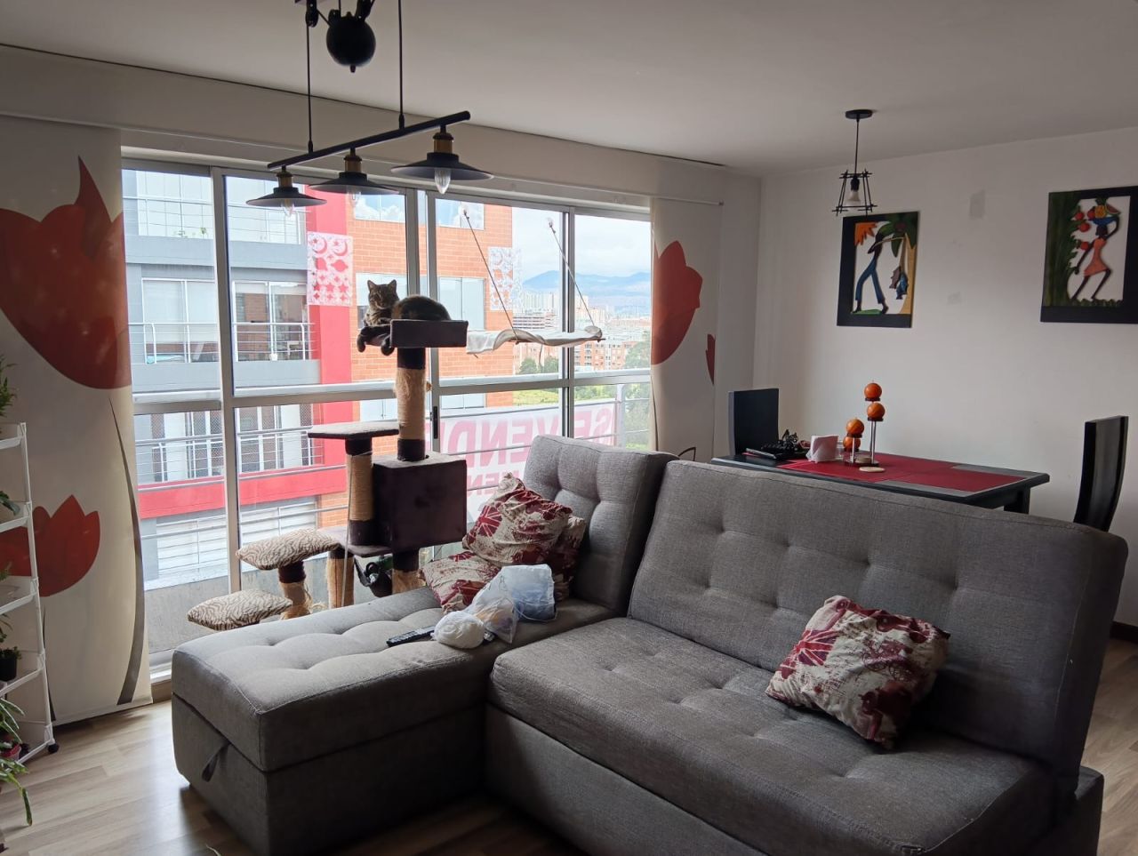 Apartamento en venta Cundinamarca Bogotá Campo Alegre 65 m2 Habitaciones 3 Baños 2 Garajes 1 Precio $350000000