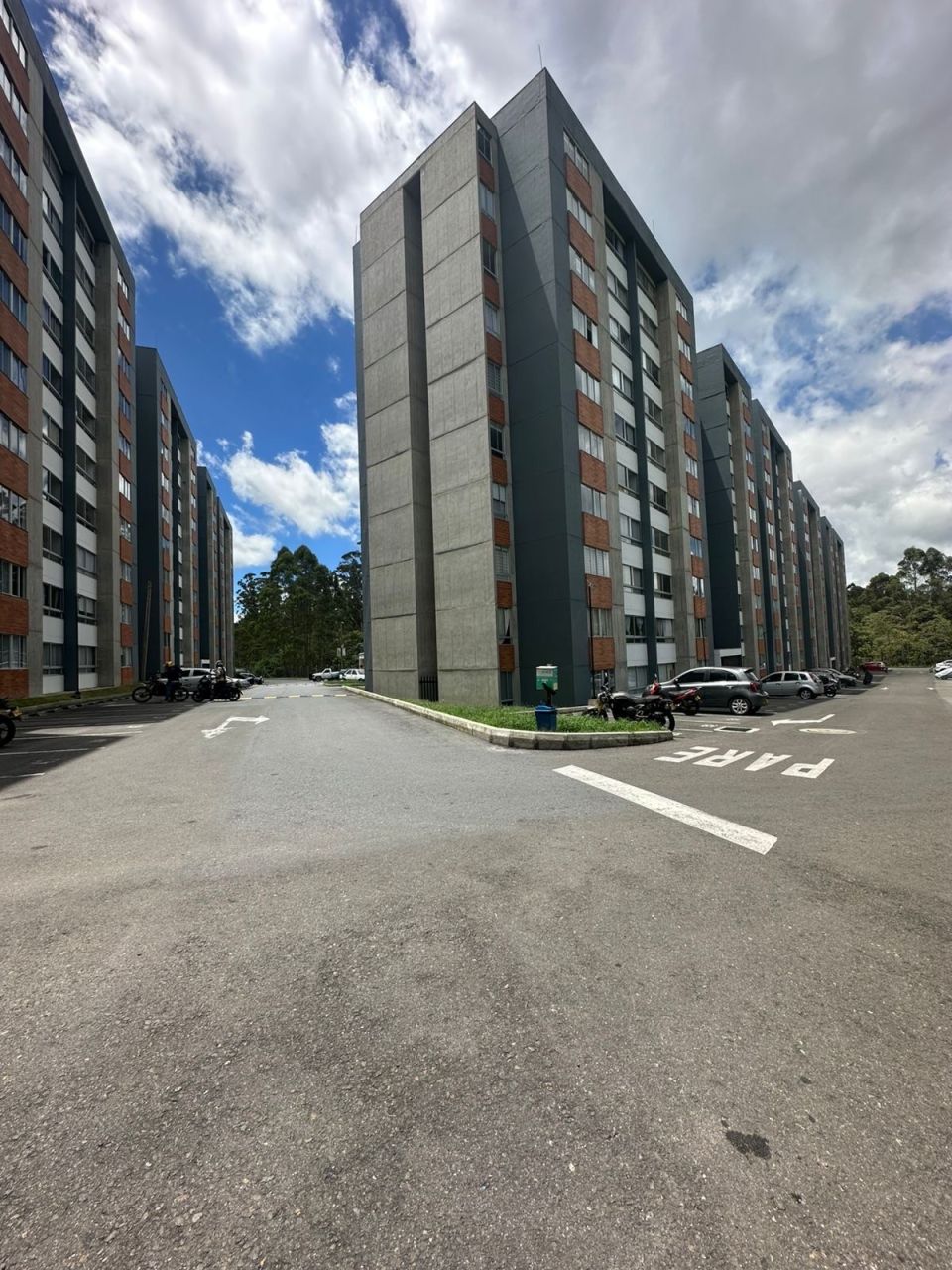 Apartamento en venta Antioquia Rionegro Cr Senderos De Cimarronas 50 m2 Habitaciones 3 Baños 2 Garajes 1 Precio $270000000