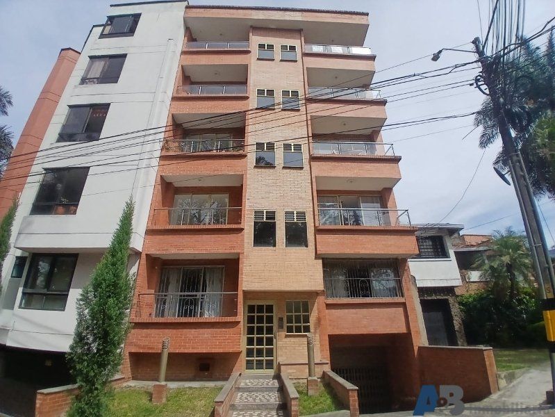 Apartamento en arriendo Antioquia Medellín El Velodromo 120 m2 Habitaciones 4 Baños 4 Garajes 1 Precio $4000000