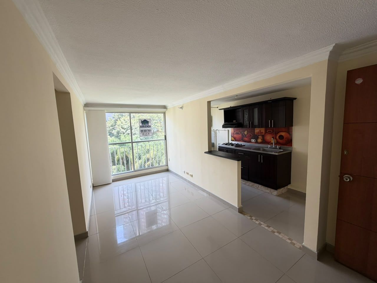 Apartamento en arriendo Antioquia Medellín El Rincon 58 m2 Habitaciones 3 Baños 2 Garajes 0 Precio $2400000