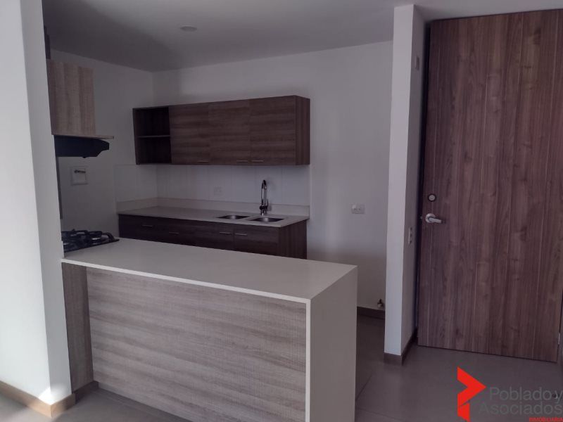 Apartamento en arriendo Antioquia Envigado Zona Centro 62 m2 Habitaciones 1 Baños 2 Garajes 1 Precio $3500000