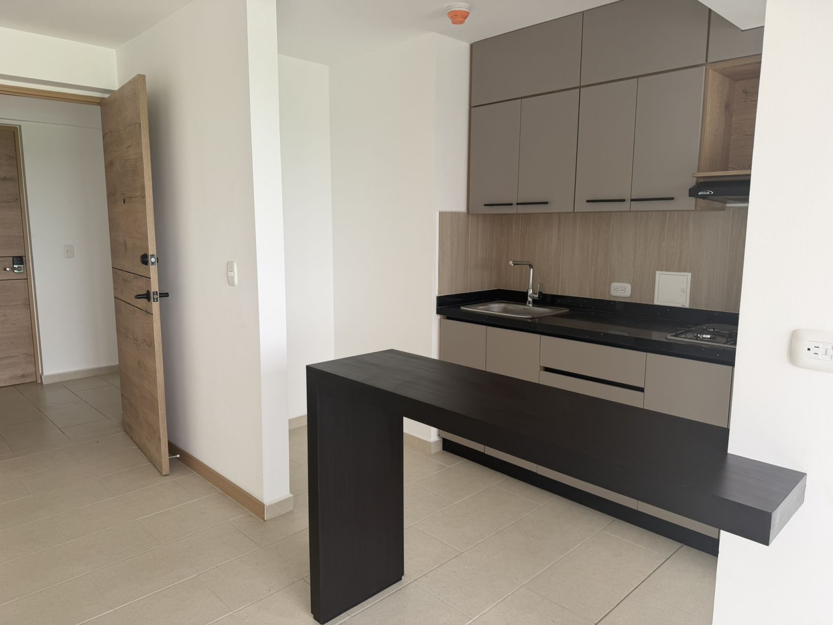 Apartamento en arriendo Risaralda Pereira Jardin De Velez Y Velez 68 m2 Habitaciones 3 Baños 2 Garajes 1 Precio $1900000