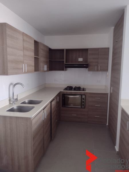 Apartamento en arriendo Antioquia Envigado Vientos De La Colina 111 m2 Habitaciones 3 Baños 2 Garajes 1 Precio $5400000