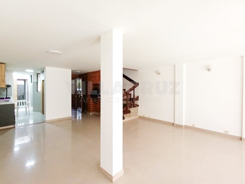 Casa en arriendo Antioquia Envigado Alto De Misael 240 m2 Habitaciones 5 Baños 6 Garajes 1 Precio $8000000