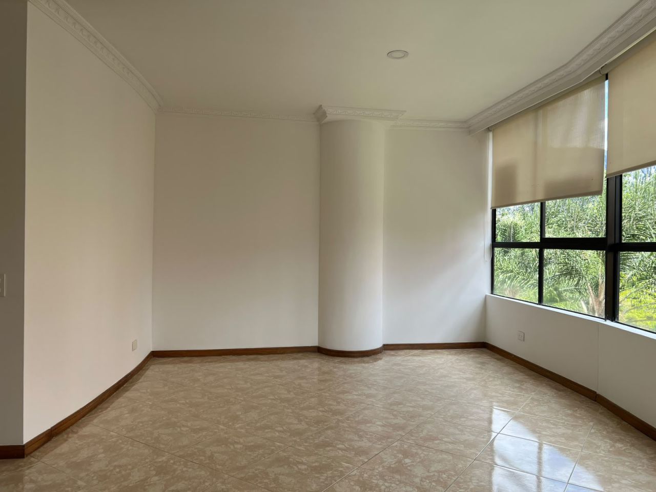 Apartamento en arriendo Antioquia Medellín El Diamante No 2 115 m2 Habitaciones 3 Baños 2 Garajes 2 Precio $4750000