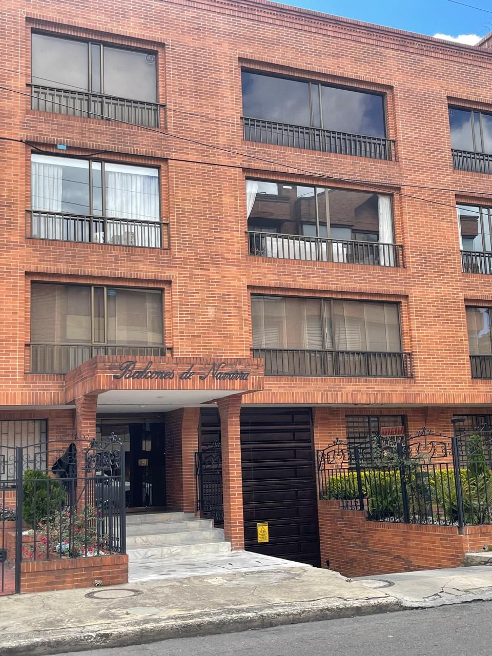 Apartamento en arriendo Cundinamarca Bogotá Santa Bibiana 121 m2 Habitaciones 3 Baños 3 Garajes 1 Precio $6190000