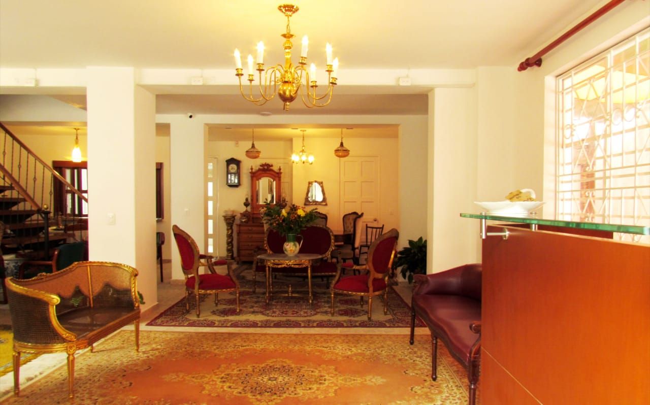 Casa en venta Cundinamarca Bogotá Emaus 572 m2 Habitaciones 6 Baños 6 Garajes 3 Precio $2800000000