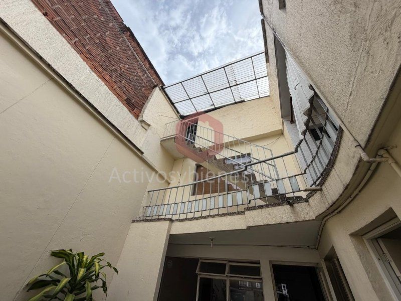 Casa en arriendo o venta Antioquia Medellín Bolivariana 380 m2 Habitaciones 7 Baños 6 Garajes 1 Precio venta $900000000 Precio arriendo $6000000