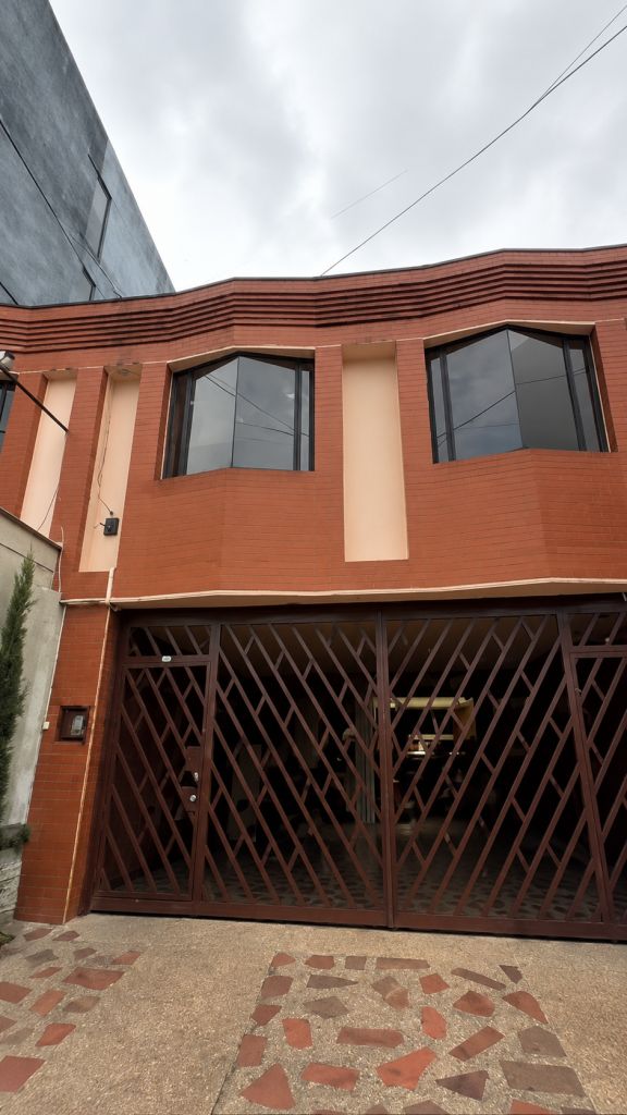 Apartamento en venta Cundinamarca Bogotá Quesada 84 m2 Habitaciones 3 Baños 2 Garajes 1 Precio $550000000