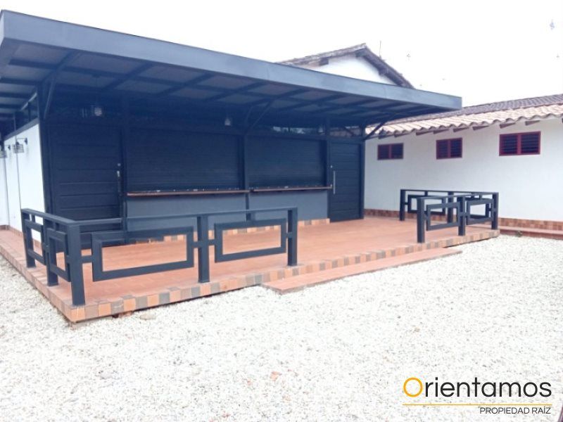Local en arriendo Antioquia Rionegro Centro 50 m2 Habitaciones 0 Baños 0 Garajes 0 Precio $2800000