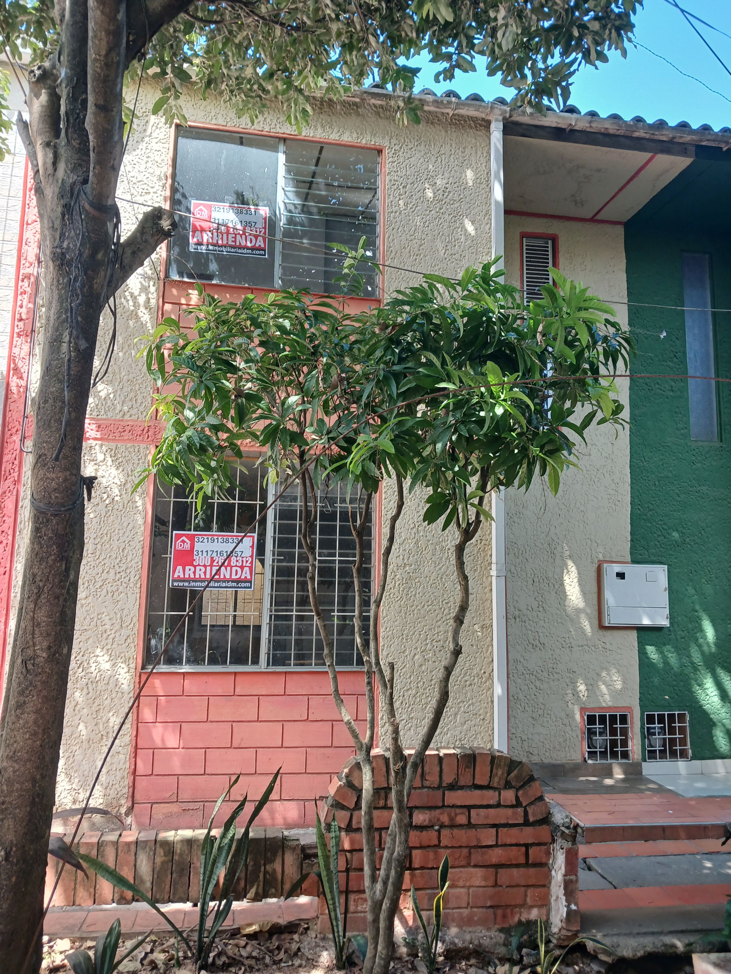 Casa en arriendo Santander Girón San Antonio Carrizal 100 m2 Habitaciones 3 Baños 2 Garajes 0 Precio $1300000