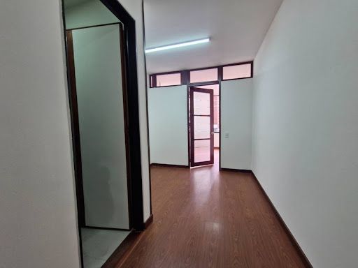 Oficina en arriendo Cundinamarca Bogotá Samper 19 m2 Habitaciones 0 Baños 1 Garajes 0 Precio $1100000
