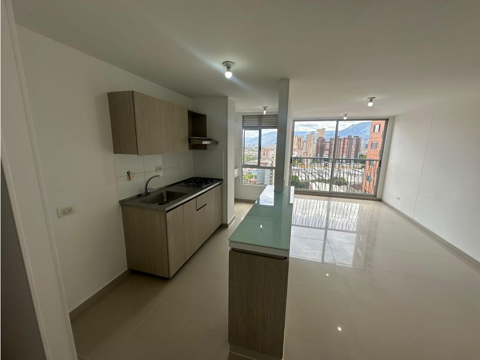 Apartamento en arriendo Antioquia Sabaneta Manuel Restrepo 70 m2 Habitaciones 3 Baños 2 Garajes 1 Precio $3000000