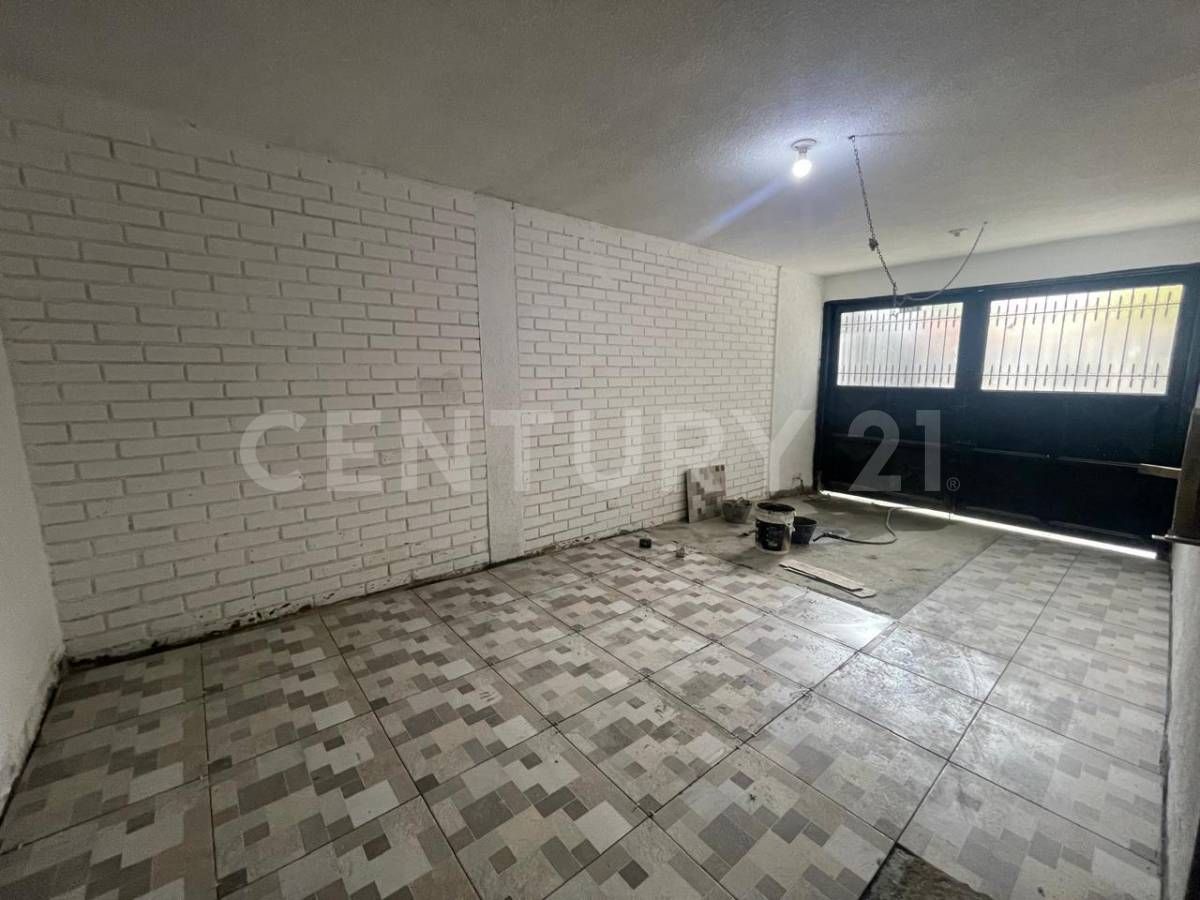 Casa en arriendo Valle Del Cauca Cali Urbanización Colseguros 240 m2 Habitaciones 3 Baños 3 Garajes 1 Precio $3000000