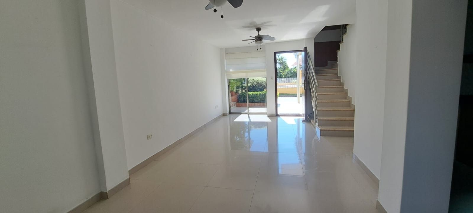 Casa en arriendo Sucre Sincelejo Los Alpes 130 m2 Habitaciones 4 Baños 4 Garajes 1 Precio $2500000