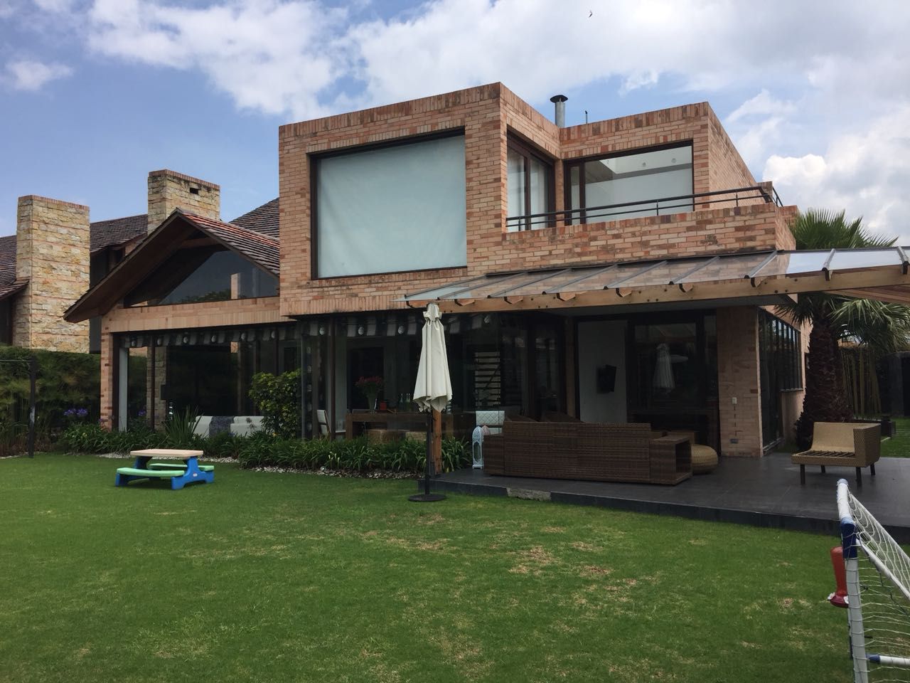 Casa en venta Cundinamarca Bogotá San José De Bavaria 480 m2 Habitaciones 5 Baños 6 Garajes 4 Precio $3400000000