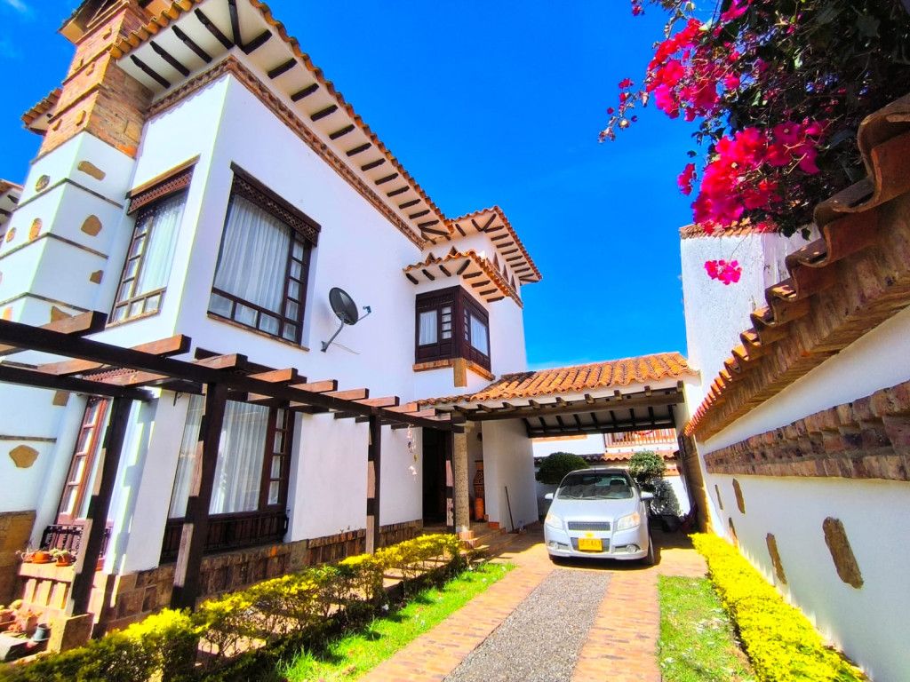 Casa en venta Boyacá Villa De Leyva Villa De Leyva 242 m2 Habitaciones 3 Baños 3 Garajes 3 Precio $1300000000