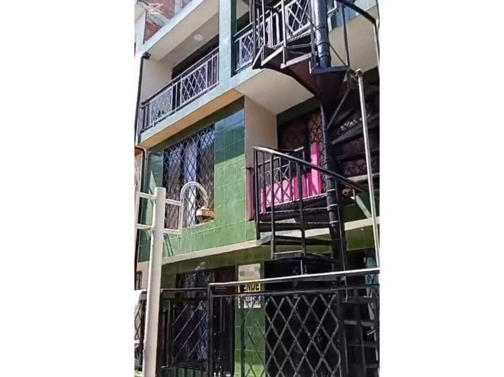 Casa en venta Valle Del Cauca Cali Urbanización Calimio 180 m2 Habitaciones 6 Baños 3 Garajes 0 Precio $310000000