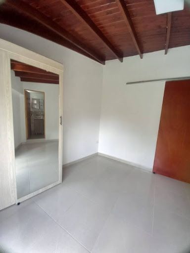 Apartaestudio en arriendo Antioquia Medellín El Nogal- Los Almendros 35 m2 Habitaciones 1 Baños 1 Garajes 0 Precio $2400000