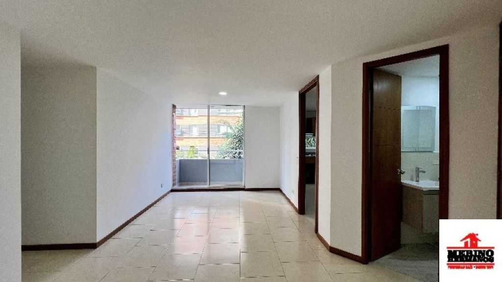 Apartamento en arriendo Antioquia Medellín Urbanizacion Los Laureles 110 m2 Habitaciones 3 Baños 2 Garajes 1 Precio $4600000