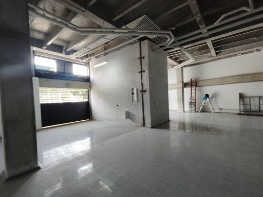 Local en arriendo Antioquia Itagüí Ub Quintas Del Yarumo 337 m2 Habitaciones 0 Baños 1 Garajes 0 Precio $12000000
