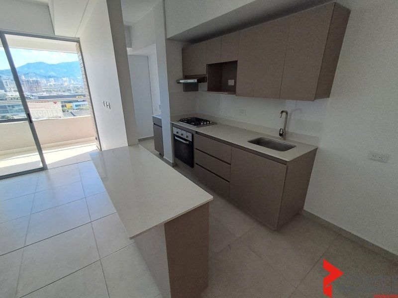Apartamento en arriendo Antioquia Envigado Jardines 70 m2 Habitaciones 2 Baños 2 Garajes 1 Precio $3800000