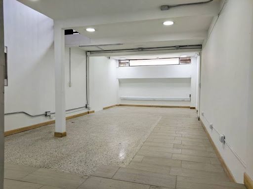 Oficina en arriendo Antioquia Envigado Pontevedra 100 m2 Habitaciones 0 Baños 2 Garajes 0 Precio $3800000