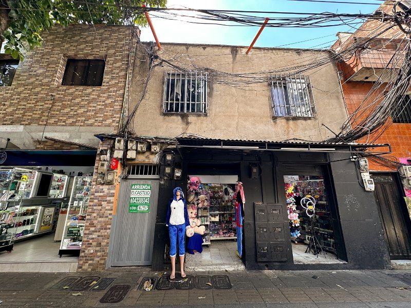 Apartamento en arriendo Antioquia Medellín Campo Valdes No2 70 m2 Habitaciones 3 Baños 1 Garajes 0 Precio $1600000