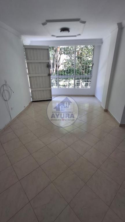 Apartamento en arriendo Antioquia Envigado El Dorado 72 m2 Habitaciones 3 Baños 2 Garajes 0 Precio $2300000