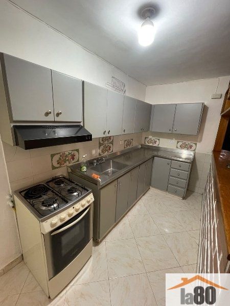 Casa en arriendo Antioquia Medellín Los Pinos 105 m2 Habitaciones 3 Baños 4 Garajes 0 Precio $2600000