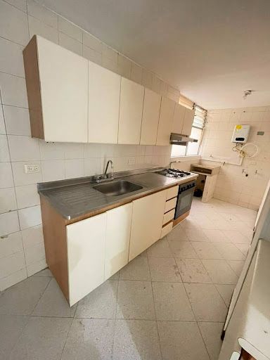Apartamento en arriendo Antioquia Medellín Suramericana 85 m2 Habitaciones 3 Baños 2 Garajes 1 Precio $3000000