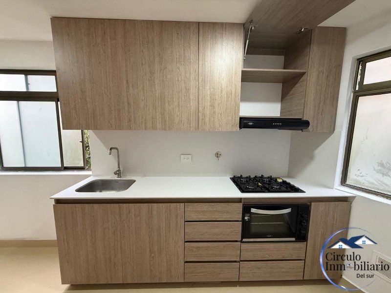 Apartamento en arriendo Antioquia Envigado Uribe Ángel 125 m2 Habitaciones 3 Baños 2 Garajes 1 Precio $3500000