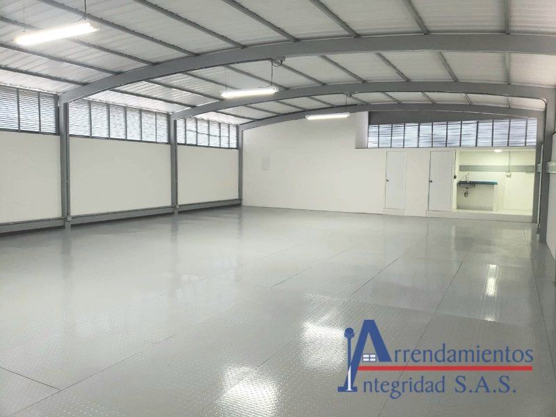 Bodega en arriendo Antioquia Itagüí Santa Maria Et Iii 180 m2 Habitaciones 0 Baños 2 Garajes 0 Precio $6500000