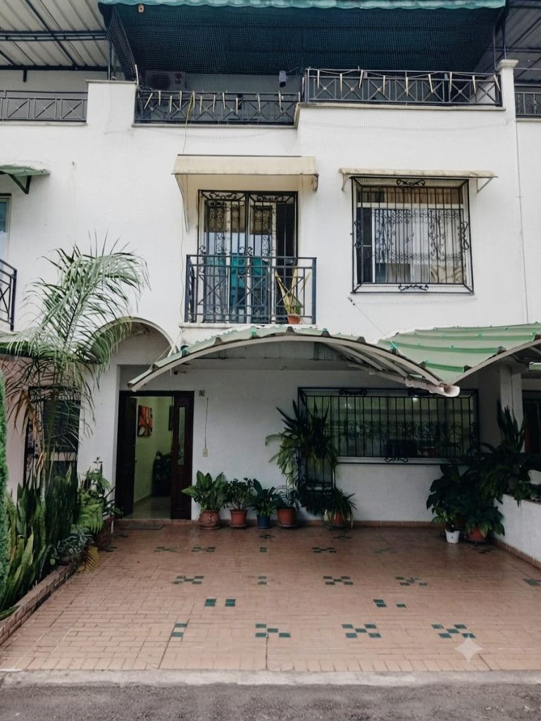 Casa en venta Valle Del Cauca Cali Santa Anita - La Selva 223 m2 Habitaciones 4 Baños 3 Garajes 2 Precio $870000000