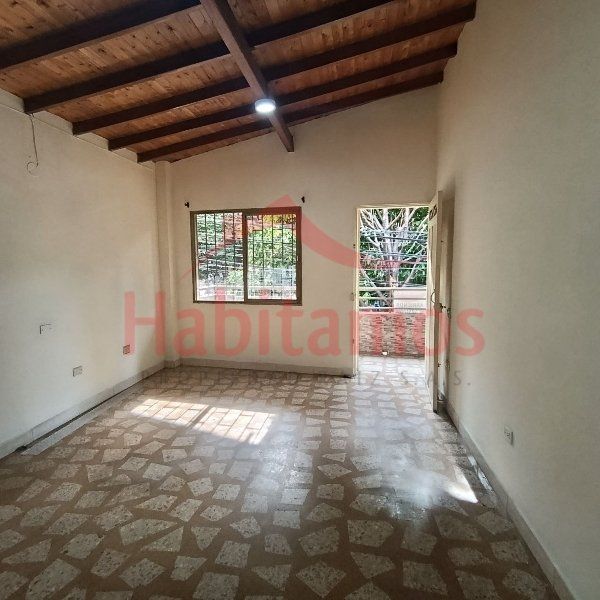 Casa en arriendo Antioquia Medellín La America 115 m2 Habitaciones 3 Baños 2 Garajes 0 Precio $2300000