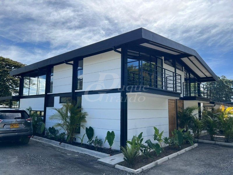Casa en arriendo Antioquia Marinilla Belén 110 m2 Habitaciones 3 Baños 2 Garajes 1 Precio $4800000