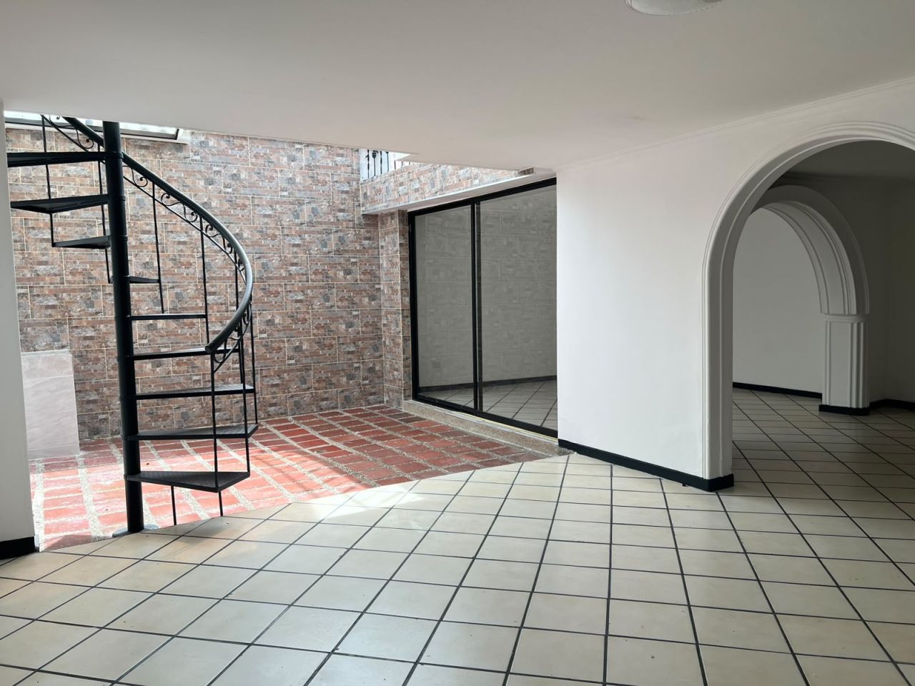Casa en arriendo Antioquia Envigado Asd 150 m2 Habitaciones 4 Baños 3 Garajes 1 Precio $6400000