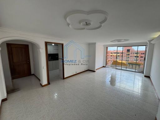 Apartamento en arriendo Antioquia Medellín Lorena 120 m2 Habitaciones 3 Baños 2 Garajes 2 Precio $5600000