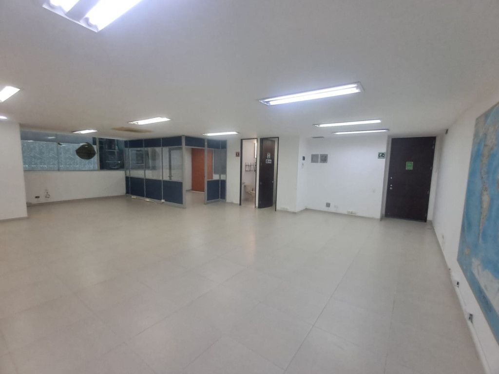 Oficina en arriendo Antioquia Medellín Astorga 98 m2 Habitaciones 0 Baños 2 Garajes 0 Precio $9500000