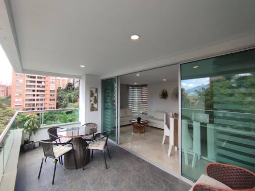 Apartamento en arriendo Antioquia Medellín Alejandria 130 m2 Habitaciones 3 Baños 5 Garajes 3 Precio $14000000