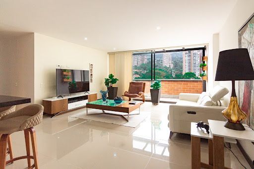 Apartamento en arriendo Antioquia Envigado La Mesa 93 m2 Habitaciones 3 Baños 3 Garajes 2 Precio $5000000
