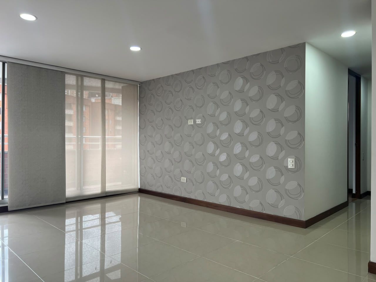 Apartamento en arriendo Antioquia Envigado La Inmaculada 95 m2 Habitaciones 2 Baños 2 Garajes 2 Precio $5750000