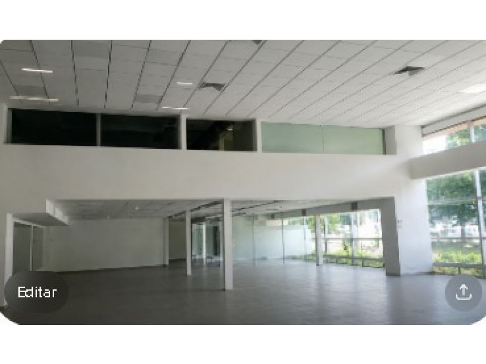 Local en arriendo Antioquia Medellín Rosales 600 m2 Habitaciones 0 Baños 2 Garajes 0 Precio $30940000