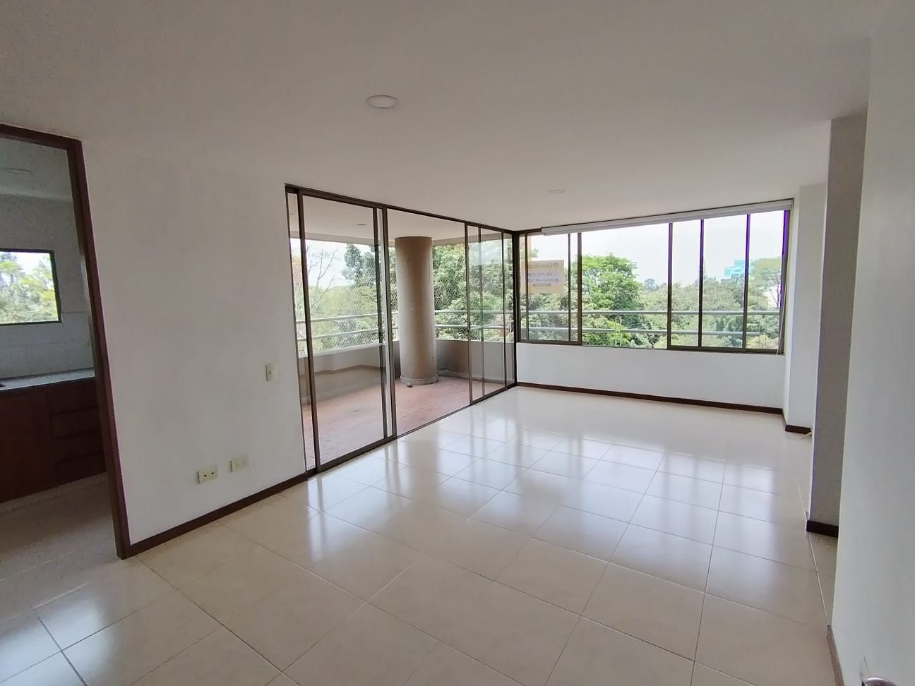 Apartamento en arriendo Antioquia Medellín Astorga 92 m2 Habitaciones 2 Baños 2 Garajes 1 Precio $4200000
