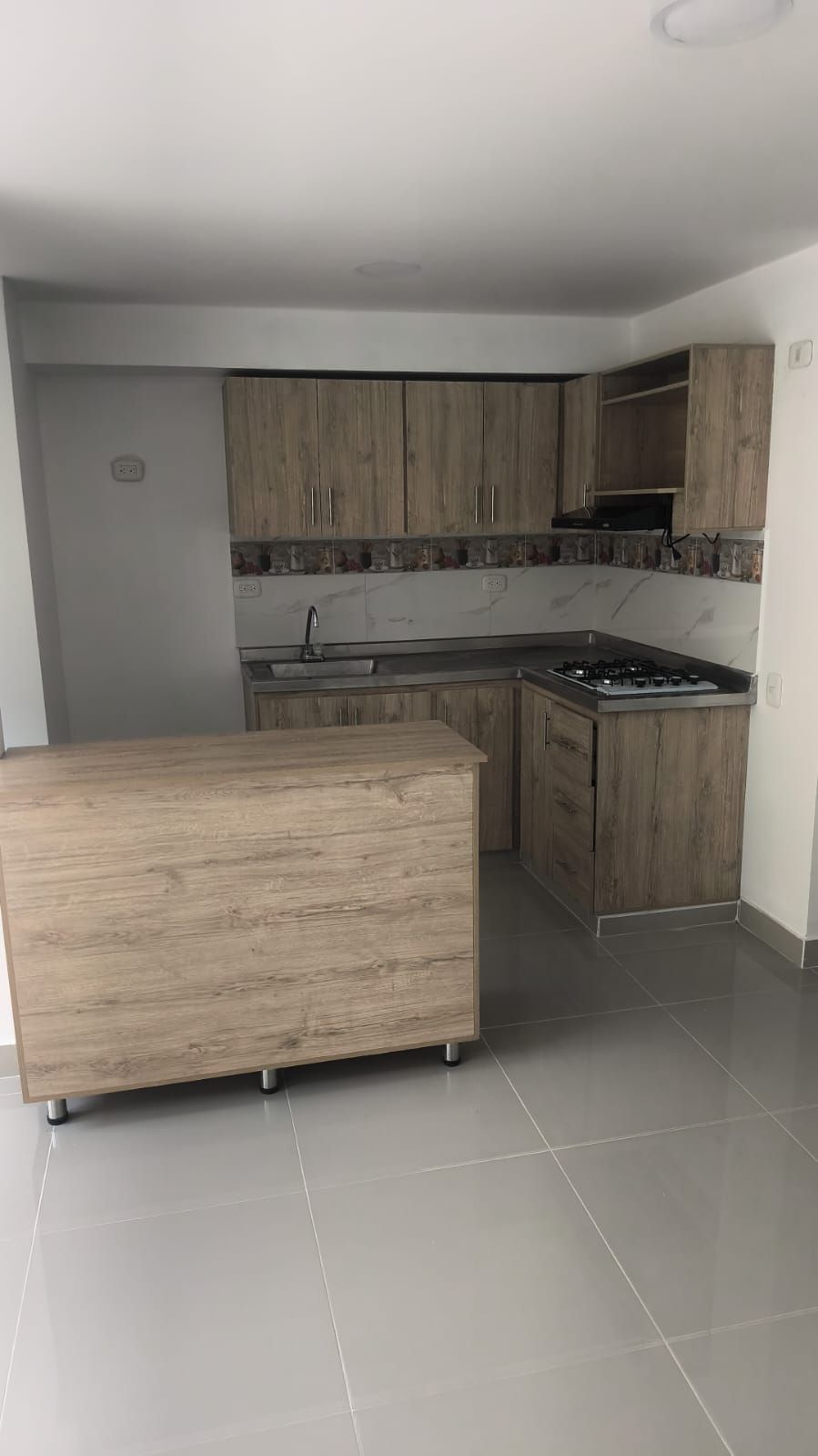 Apartamento en arriendo Antioquia Medellín Fuente Clara 55 m2 Habitaciones 2 Baños 2 Garajes 1 Precio $1700000