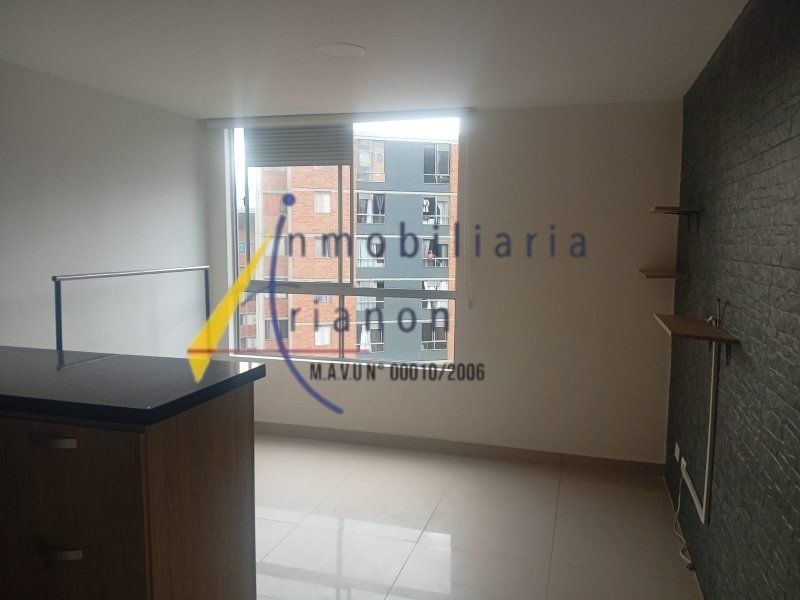 Apartamento en arriendo Antioquia Medellín Manrique Central No1 40 m2 Habitaciones 2 Baños 1 Garajes 0 Precio $1400000