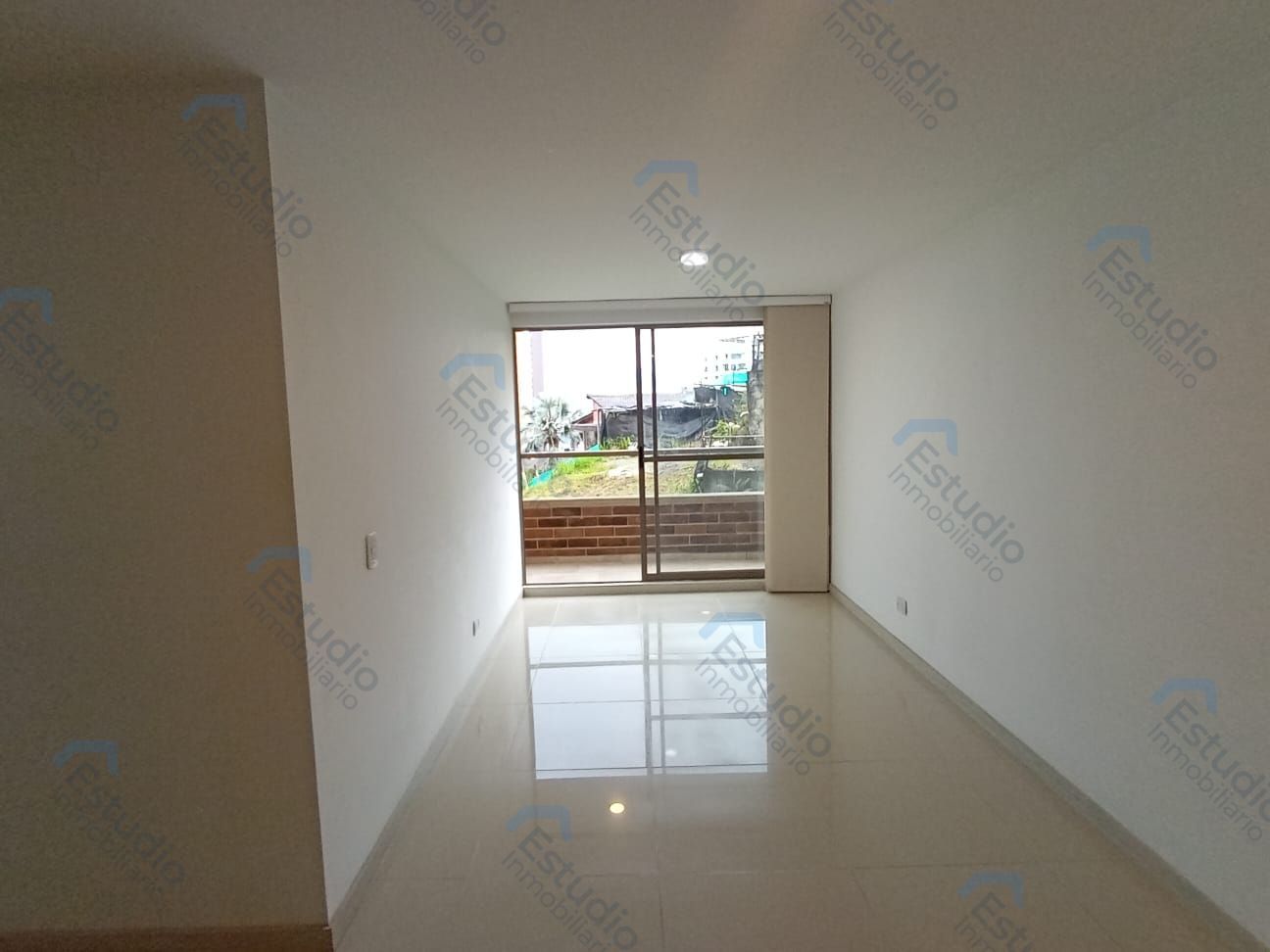 Apartamento en arriendo Antioquia Sabaneta Vereda La Doctora 66 m2 Habitaciones 3 Baños 2 Garajes 1 Precio $2500000