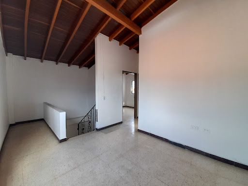 Apartamento en arriendo Antioquia Envigado El Dorado 140 m2 Habitaciones 4 Baños 2 Garajes 1 Precio $2950000
